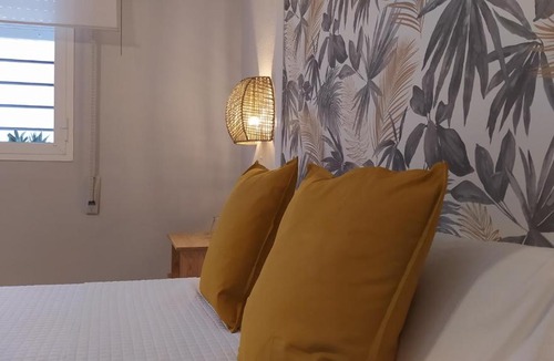 Jerez de la Frontera Old Town Apartment | Sherryflat Caballeros - Parking