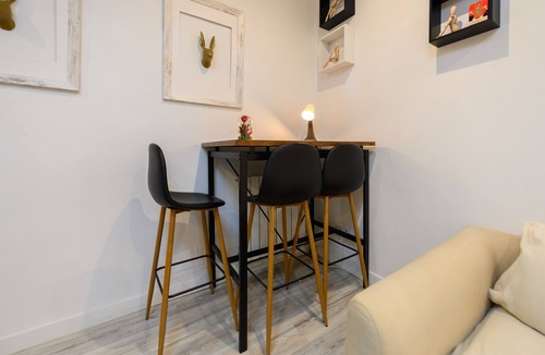 Centro Bed & Breakfast | Singapore: room with comfort and shared areas Gran Via-Madrid