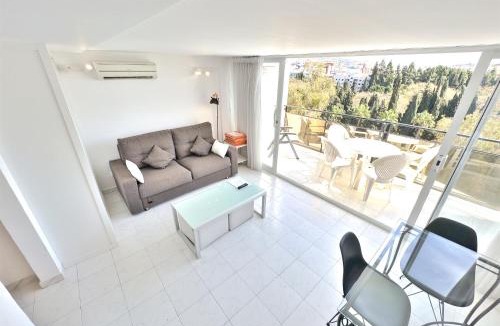 Marbella Seafront Promenade Apartment | Skol 514 East Facing Duplex Apartment with Sea Views