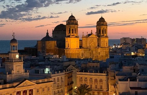 Old Town Apartment | Skyline - Penthouse with 50m2 private terrace and stunning views