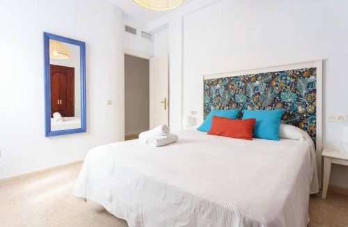 La Goleta Apartment | Solsuite Apartment Malaga Center