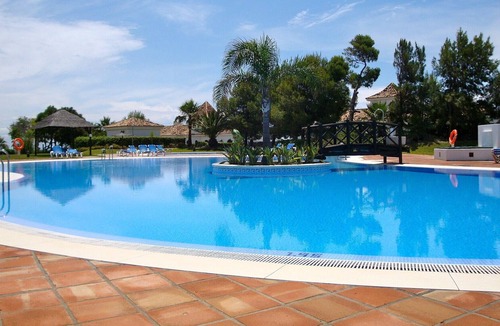 Castillo de Sabinillas Apartment | South facing apartment sea view & free wi-fi