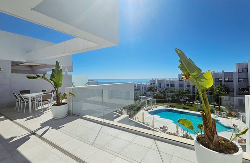 Puerto de la Duquesa Apartment | South Paradise Sea View