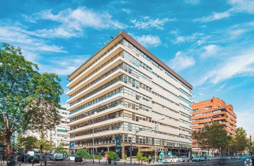 Cuatro Caminos Apartment | Spacious 186m² Apartment Near Santiago Bernabéu Stadium in Madrid