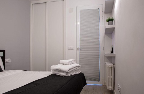 Cuatro Caminos Apartment | Spacious 2-Bedroom Flat next to Bernabeu Stadium