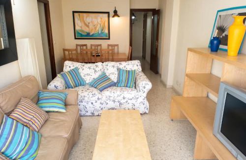 Isla Cristina Apartment | Spacious Apartment in Isla Cristina near Beaches, 115 m²