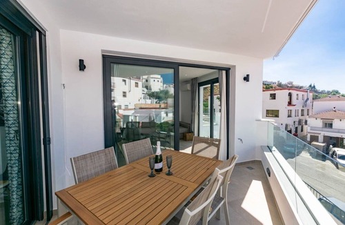 Competa Apartment | Spacious Apartment in Cómpeta with Mountain View, Terrace & Wi-Fi
