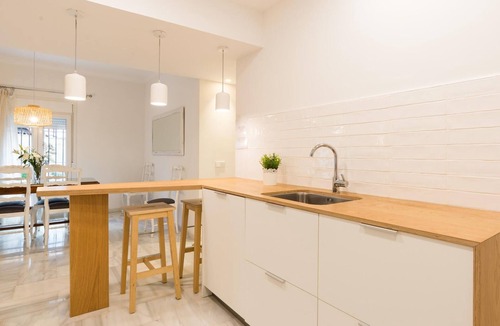La Caleta Apartment | Spacious apartment near La Malagueta Beach, Málaga