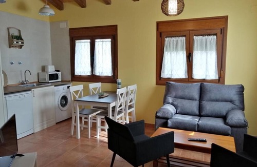 Sotillo del Rincon House | Spacious Country House in Soria with Garden and Mountain Views