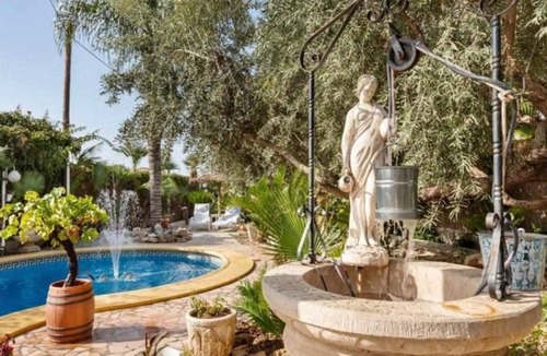 Lorca Cottage | Spacious holiday home in Lorca with terrace and pool