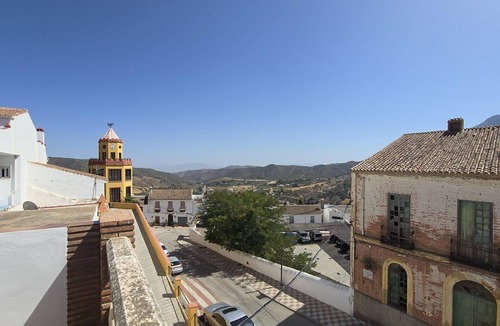 Carratraca Cottage | Spacious house in Carratraca with WiFi and air conditioning