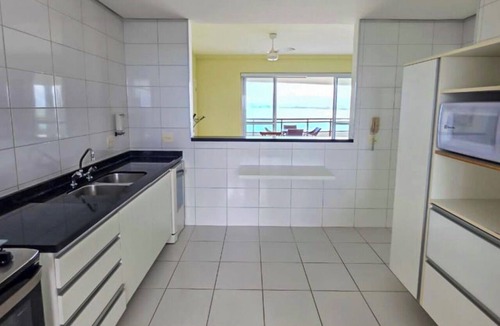 Sao Lourenco Apartment | Spectacular beachfront property in Riviera -Ocean views & resort-style amenities