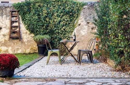 Alameda del Valle Cottage | Spectacular Historic House Pharmacist's House for 12 people