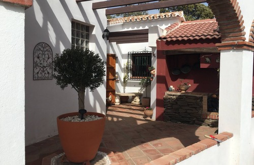 Sayalonga Villa | Spectacular private villa with large pool, stunning sea and mountain views. wifi