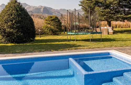 La Cavada Villa | Spectacular villa with swimming pool in La Cavada