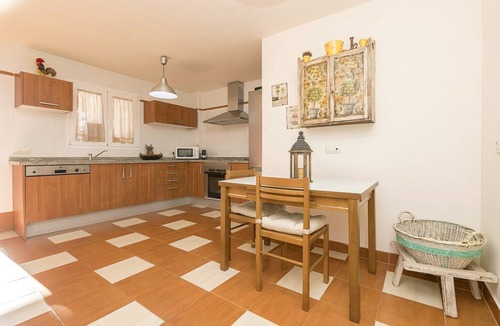 Pueblo Nuevo Apartment | Spikes - Apartment In Sotogrande. Free Wifi