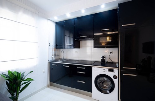 San Basilio Apartment | Steps from Alcazar & Mosque. Heart of St Basilio