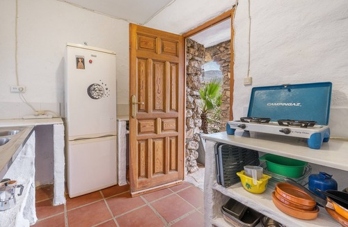 Torviscon Apartment | Studio 'Frida' with Mountain Views, Private Terrace and Wi-Fi