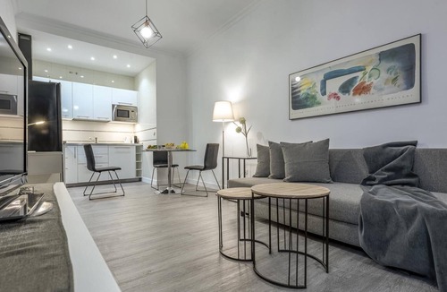San Vicente Apartment | Studio with charm at the historic center. WIFI/AC