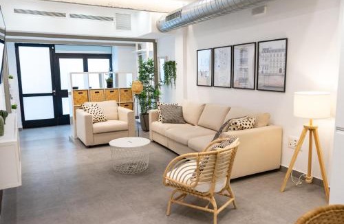 Triana Apartment | Stuning apartment next to the river - Sevillarooms
