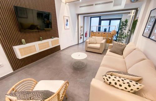 Triana Apartment | Stuning apartment next to the river - Sevillarooms