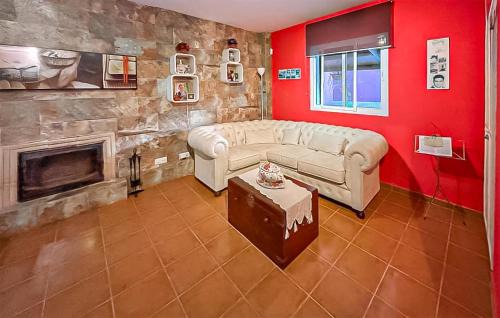 El Castillo de las Guardas House | Stunning Home In El Castillo De Las Gua