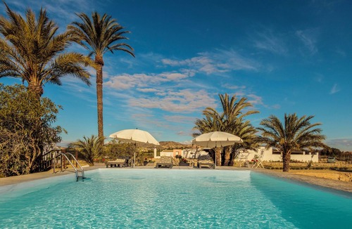 Vera House | Stunning 18th century Cortijo with 2 private pools, 4 bedrooms, 4 bathrooms