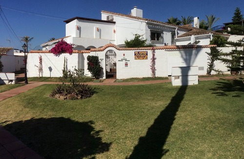 Bahia Dorada Villa | Stunning Andalusian beachside location with private pool and garden