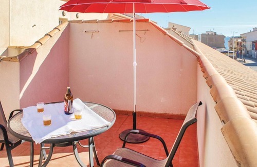 Los Alcazares Apartment | Stunning apartment in Los Alcazares with WiFi