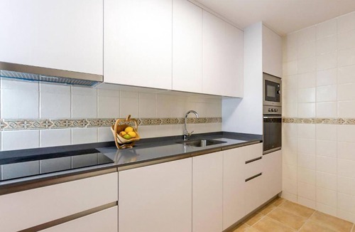 Itrabo Apartment | Stunning apartment in Itrabo with WiFi