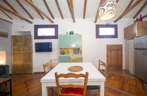Central District Villa | Stunning duplex in Granada, Albaicín view - 4 guests