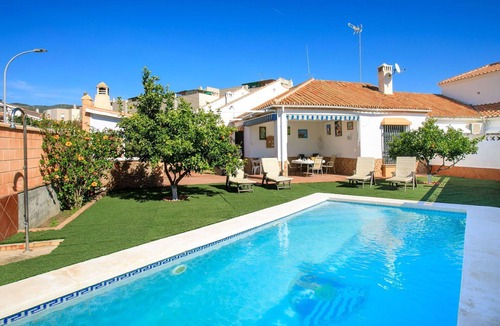 Rincon de la Victoria House | Stunning private villa for 8 guests with private pool, WIFI, A/C, TV and terrace