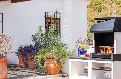 Canillas de Albaida House | Stunning home in Canillas de Albaida