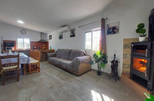 San Jose del Valle House | Stunning home in San José del Valle