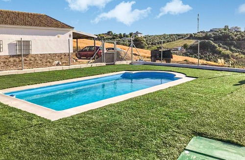 Olvera House | Stunning home in Olvera with kitchen