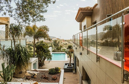 La Envia House | Stunning home in Vicar
