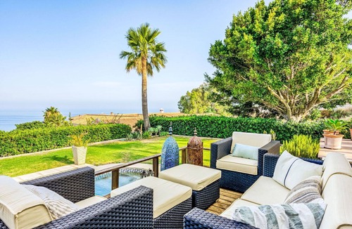 Manilva Villa | Stunning private villa for 8 guests with A/C, private pool, WIFI, TV and patio