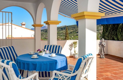 Monda House | Stunning private villa for 4 guests with private pool, WIFI and terrace