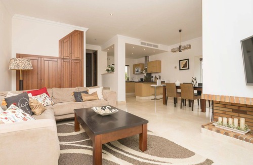 Arcos de la Frontera House | Stunning villa for 4 people with A/C, pool, WIFI, TV and terrace