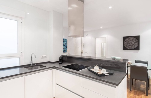 Milla de Oro Apartment | Stylish 2-Bed Apartment in Salamanca, Madrid