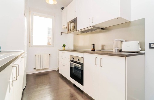 Embajadores Apartment | Stylish Apartment in the Center of Madrid