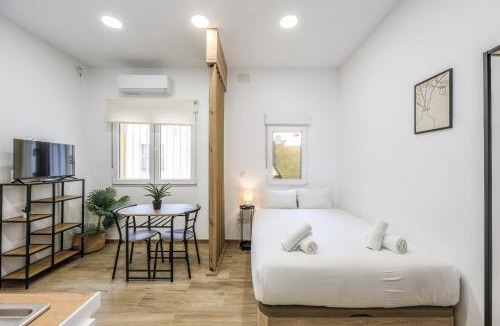 San Diego Apartment | Stylish Studio for two - Madrid Stay