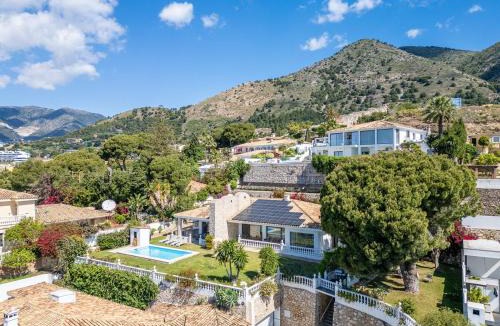 La Capellania Villa | Stylish Villa París