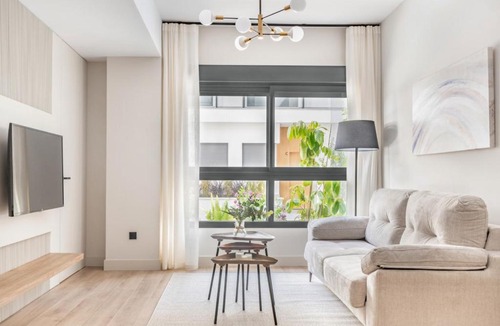 Triana Apartment | Stylish with pool - Triana