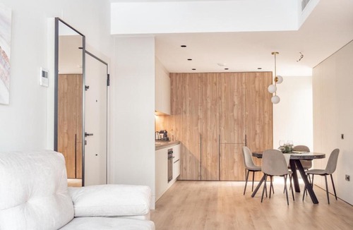Triana Apartment | Stylish with pool - Triana