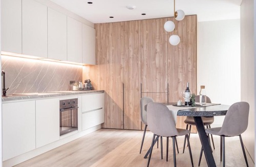Triana Apartment | Stylish with pool - Triana