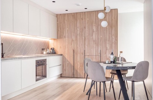 Triana Apartment | Stylish with pool - Triana