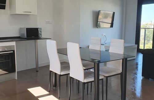 San Jose de La Rinconada Apartment | SUITABLE. RAFAEL 8 KM FROM SEVILLA NEXT TO THE NEARBY STATION