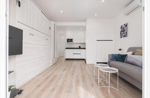 Guadalmar Apartment | Suite Homes Hesperides garden beach