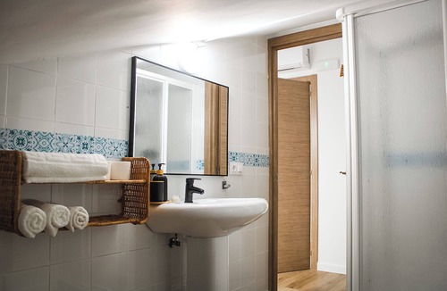Hinojos Hostel | Suites Puerta Doñana